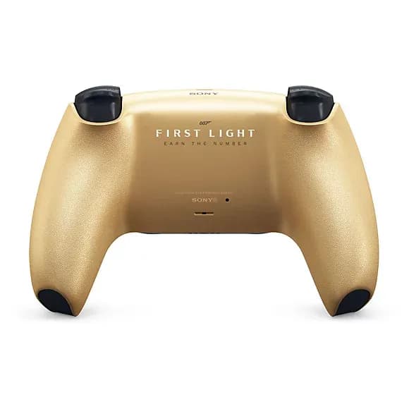 007 First Light Limited Edition PS5 Controller 3